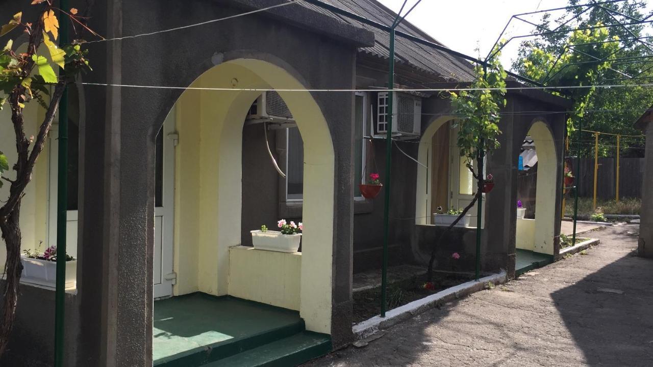 House Of Grace Hotel Reni Exterior foto